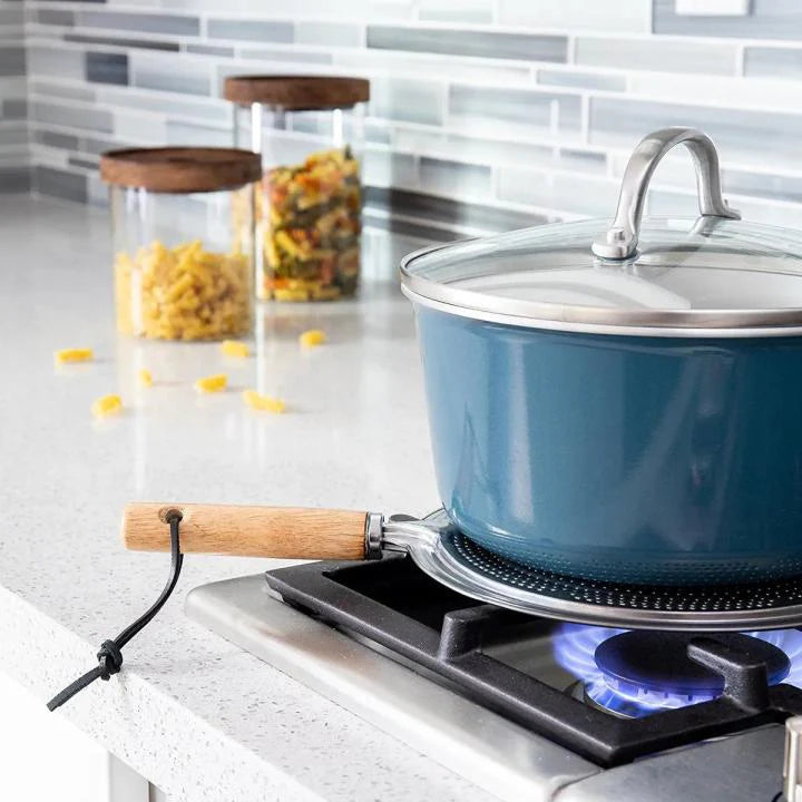 Simmer Ring With Wooden Handle